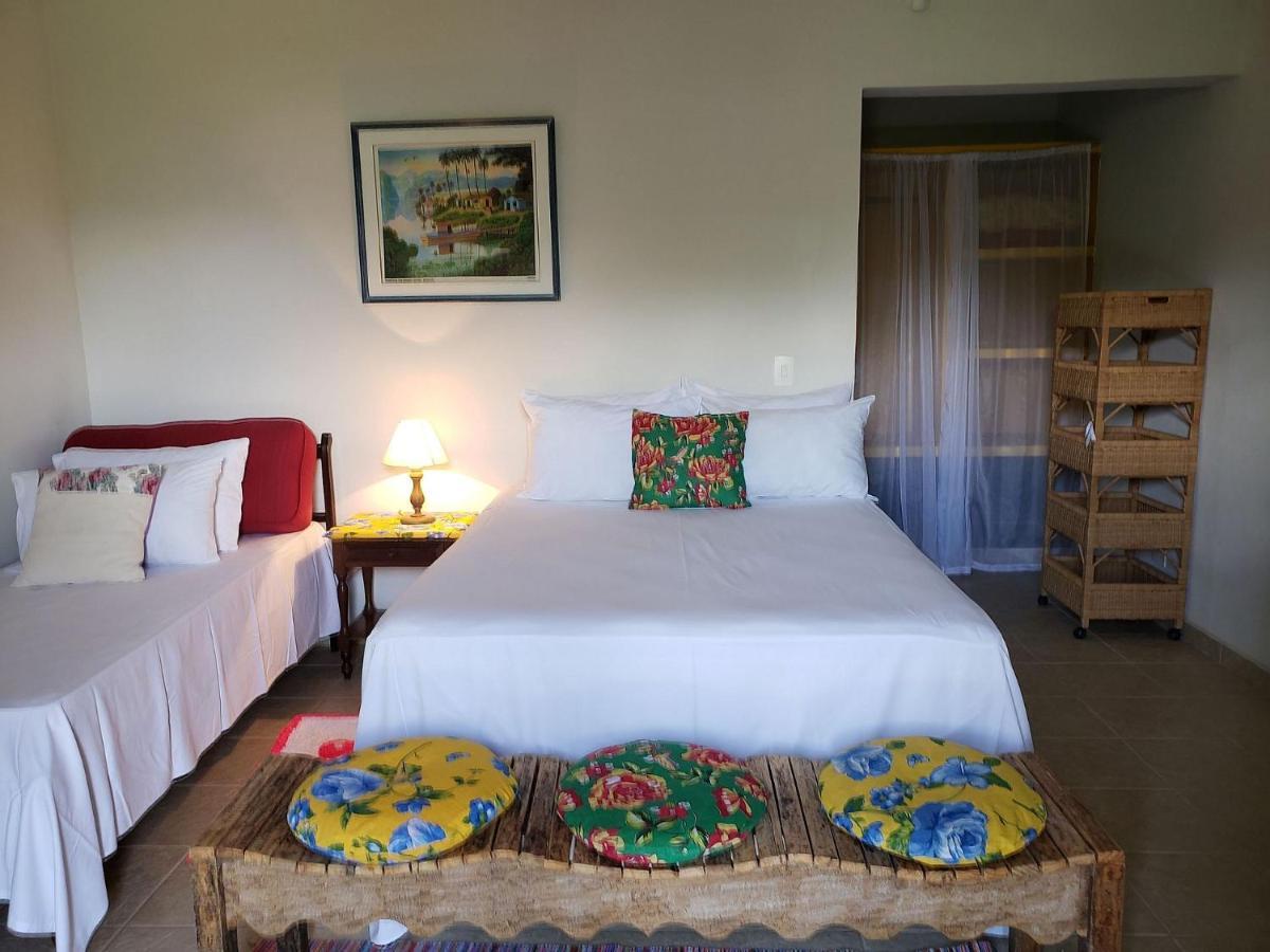 Elephant Guesthouse Beira Mar - Suites Com Cafe Da Manha Ilhabela Kültér fotó